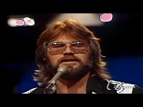 Kenny Rogers &amp; The First Edition - Ruby, dont take your love to town