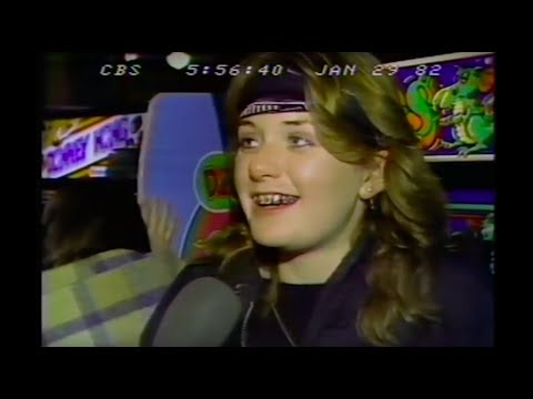 Video Arcade &quot;Addiction&quot;: When Pac-Man was King - CBS Evening News - January 29, 1982