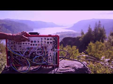 Modular Field Trip Ep. 03 - Valley Textures with Telharmonic, Mutable Instruments Rings and Clouds