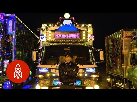 Inside Japan&#039;s Tricked-Out DIY Truck Culture