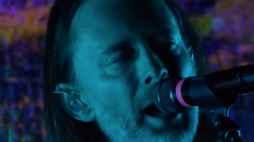 Thom York singt 'Silent Night' ?