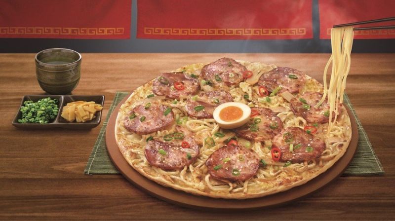 Ramen Pizza