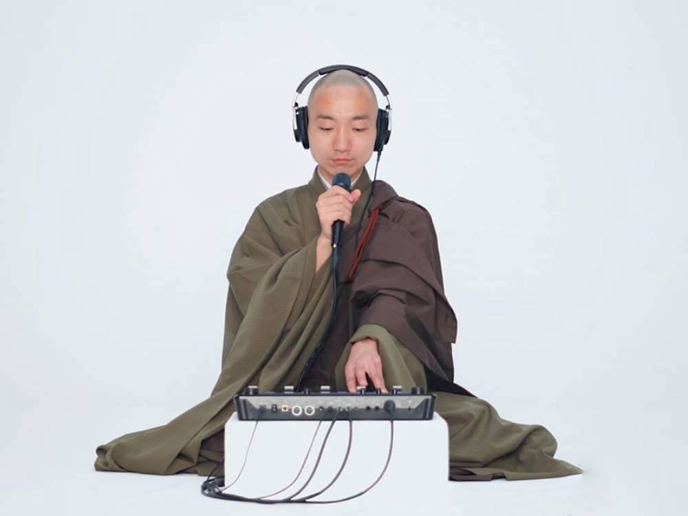 Beatboxing Monk