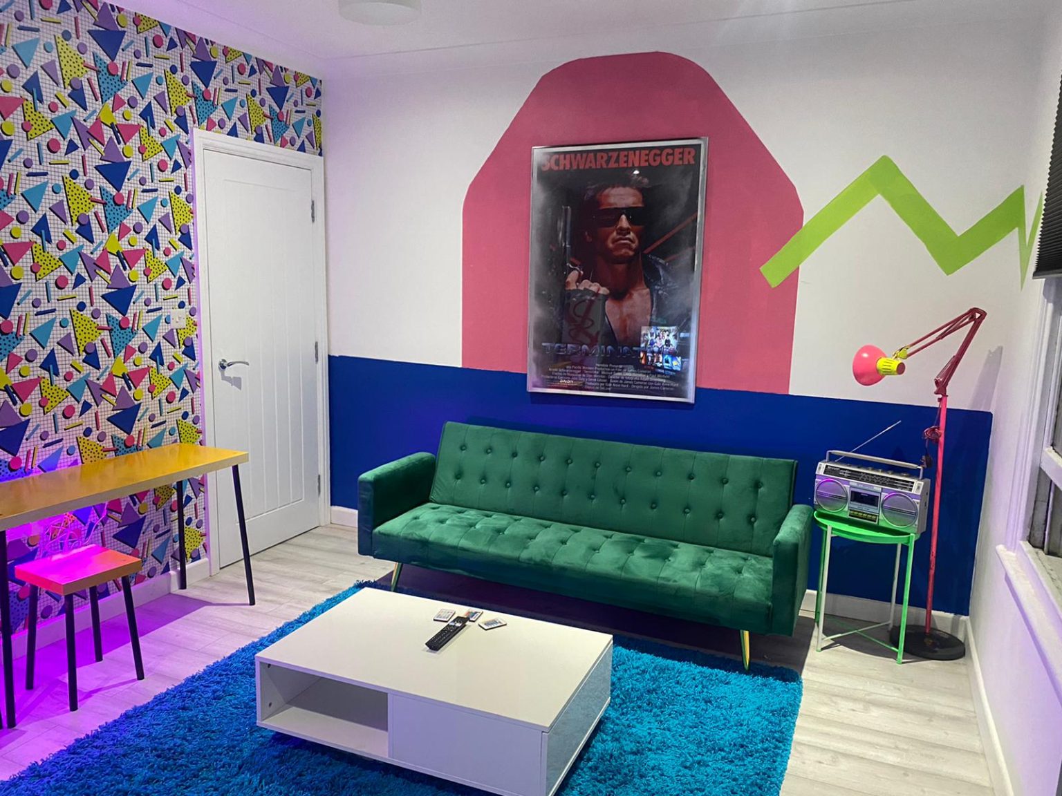 An awesome 80's Style Apartment